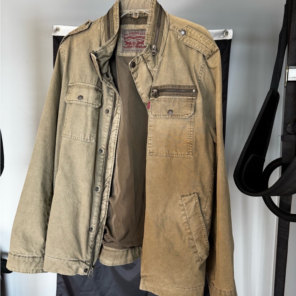 Men’s Levi’s commuter jacket